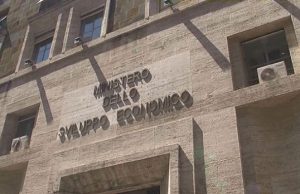 meridiana-incontro-al-mise-governo-pronto-a-tavolo-istituzionale-per-salvare-l-azienda