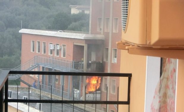 incendio-all-ospedale-di-iglesias-evacuati-tre-reparti