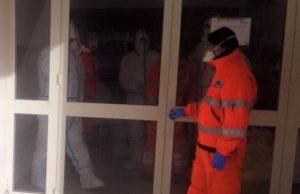 antrace-allarme-alle-poste-di-piazza-xxv-aprile-cure-per-10-impiegati