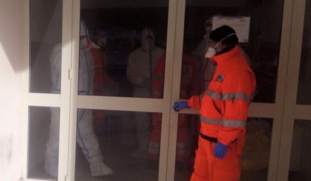 allarme-antrace-giallo-risolto-era-un-pacco-di-zucchero-spedito-ad-apicoltore