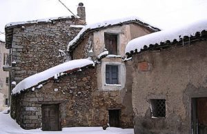 freddo-record-a-fonni-8-neve-e-gelo-a-nuoro-annullata-la-cena-in-piazza