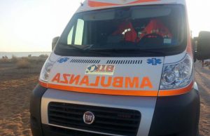 alghero-turista-ungherese-ubriaca-si-tuffa-in-acqua-e-muore