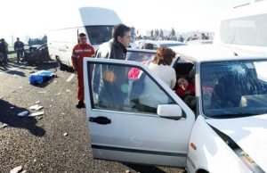 Maxi tamponamento sulla 131, coinvolte 11 auto, un ferito grave. Strada bloccata maxi-tamponamento-sulla-131-coinvolte-11-auto-un-ferito-grave-strada-bloccata