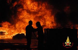 Incendiato fienile, l’ombra del racket sulle aziende agricole incendiato-fienile-l-and-rsquo-ombra-del-racket-sulle-aziende-agricole