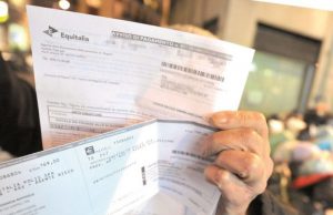 cagliaritana-disperata-e-senza-lavoro-tenta-il-suicidio-dopo-una-cartella-esattoriale-da-900-euro