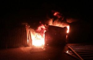 Sa Illetta, a fuoco tre baracche di pescatori sa-illetta-a-fuoco-tre-baracche-di-pescatori