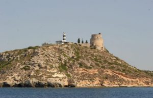 Auto rubata e gettata in mare a Calamosca auto-rubata-e-gettata-in-mare-a-calamosca