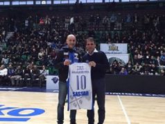 bagno-di-folla-e-ovazione-per-zola-a-sassari