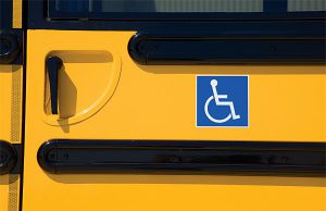 Provincia senza fondi, stop bus per i disabili. Protestano gli studenti provincia-senza-fondi-stop-bus-per-i-disabili-protestano-gli-studenti
