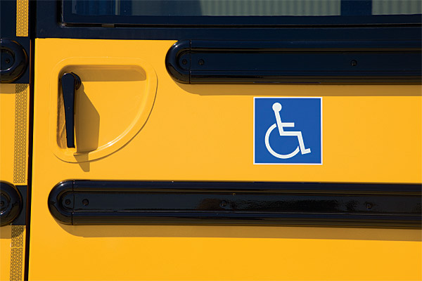 provincia-senza-fondi-stop-bus-per-i-disabili-protestano-gli-studenti