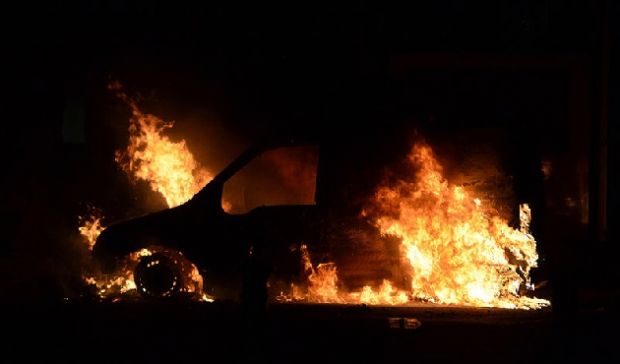 auto-e-camion-in-fiamme-in-citt-and-agrave-indagano-i-carabinieri