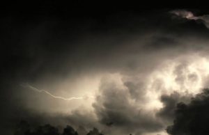 pioggia-fulmini-e-grandine-domani-allerta-rischio-idrogeologico-in-sardegna