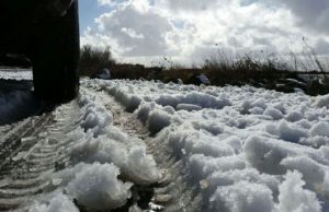 pioggia-neve-vento-e-ghiaccio-disagi-in-tutta-l-and-rsquo-isola