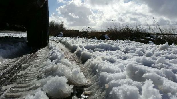 pioggia-neve-vento-e-ghiaccio-disagi-in-tutta-l-and-rsquo-isola