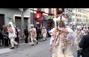 carri-e-maschere-sabato-via-al-carnevale-nuorese