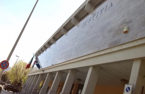 Truffa piloti in cassa integrazione, otto lavoravano per Meridiana truffa-piloti-in-cassa-integrazione-otto-lavoravano-per-meridiana
