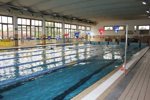 bimba-sarda-annegata-in-piscina-due-bagnine-rinviate-a-giudizio