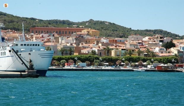 carloforte-raffica-di-multe-scontro-tra-sindaco-e-guardia-costiera