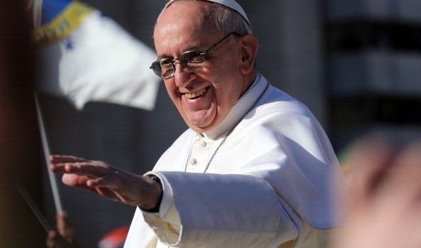 regalo-speciale-per-la-madonna-del-buon-cammino-a-sassari-papa-francesco-invia-il-suo-rosario