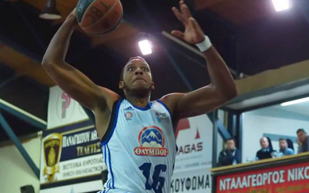 il-camerunense-kenneth-kadji-and-egrave-la-nuova-ala-della-dinamo-sassari