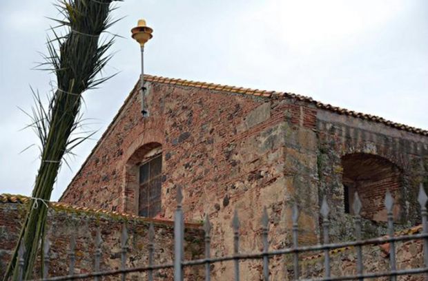 massama-la-chiesa-seicentesca-deturpata-da-una-campana-elettronica