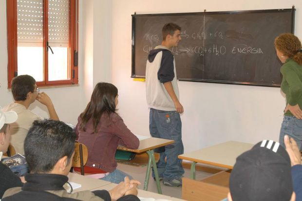 scuola-contro-il-taglio-delle-pluriclassi-sindaci-in-piazza-and-quot-pronti-a-ricorrere-al-tar-and-quot