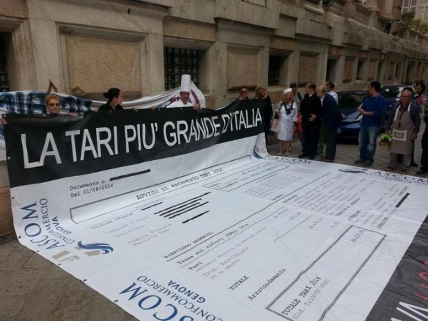 Caro Tari caro-tari-occupato-il-municipio-a-siniscola