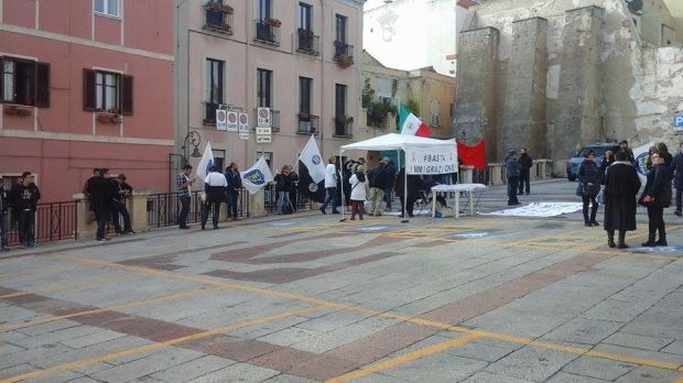 cronista-aggredita-su-pagina-facebook-and-ldquo-noi-con-salvini-and-rdquo-assostampa-and-ldquo-attacco-squadrista-and-rdquo