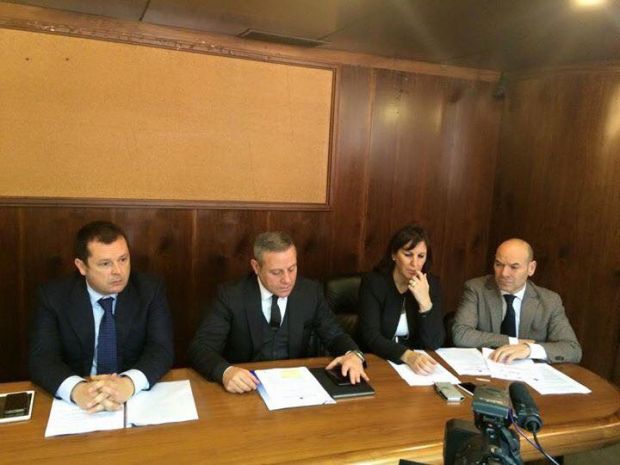 aeroporto-fi-and-ldquo-s-and-igrave-all-and-rsquo-ampliamento-pigliaru-prenda-posizione-and-rdquo