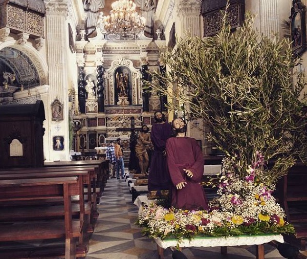 settimana-santa-oggi-la-processione-dei-misteri-degli-artieri-di-san-michele