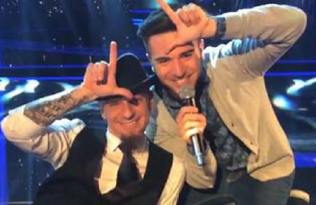 the-voice-di-cesare-vince-e-passa-ai-live