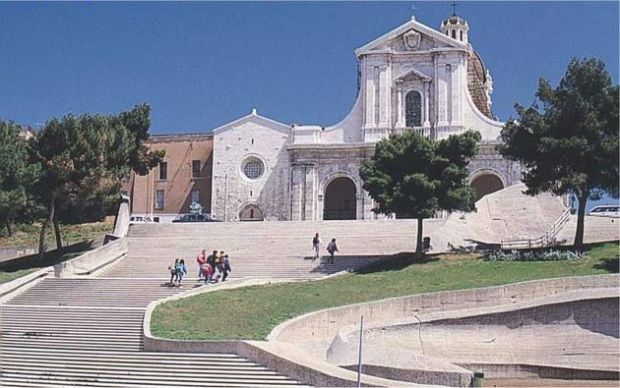 madonna-di-bonaria-patrona-dell-and-rsquo-isola-ecco-il-programma-delle-celebrazioni