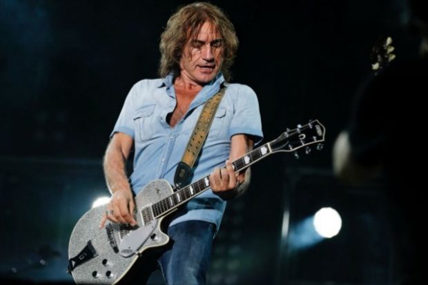 ligabue-bus-speciali-per-i-concerti