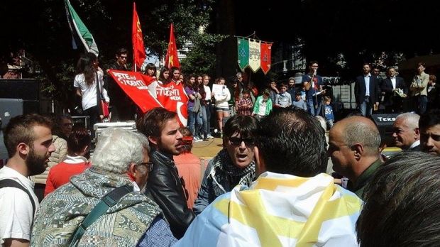 corteo-25-aprile-tensione-tra-filo-palestinesi-e-sostenitori-isreale