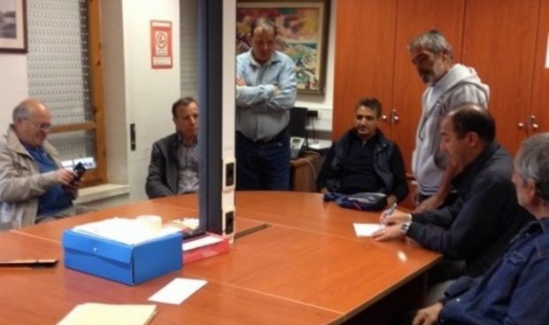 ex-scaini-lavoratori-occupano-sala-consiliare-di-arbus