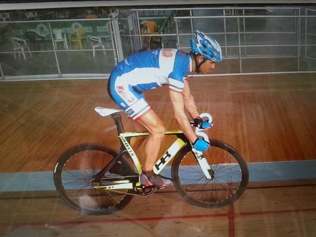 L’ultima sfida di Uccheddu: ciclista in dialisi da anni tenta il record dell’ora l-and-rsquo-ultima-sfida-di-uccheddu-ciclista-in-dialisi-da-anni-tenta-il-record-dell-and-rsquo-ora