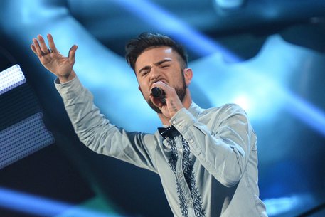 the-voice-termina-l-and-rsquo-avventura-maurizio-esce-a-testa-alta