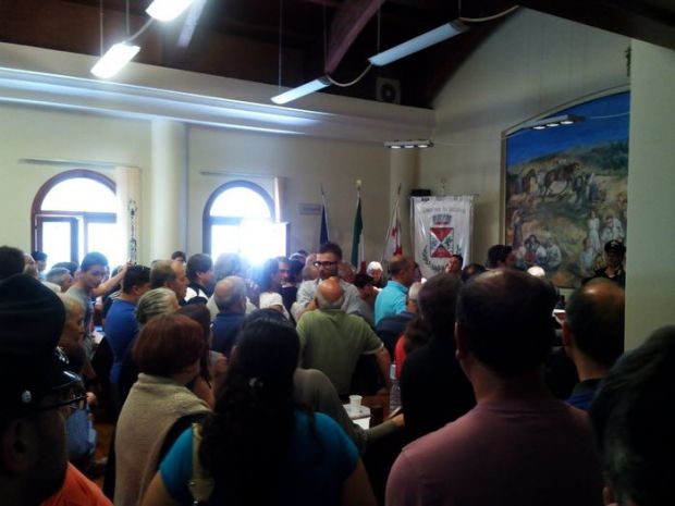 protestano-in-municipio-contro-abbanoa-denunciati-150-cittadini-a-nuxis