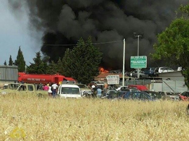 maxi-rogo-a-quartucciu-operaio-ustionato-e-vigile-intossicato-distrutte-400-auto