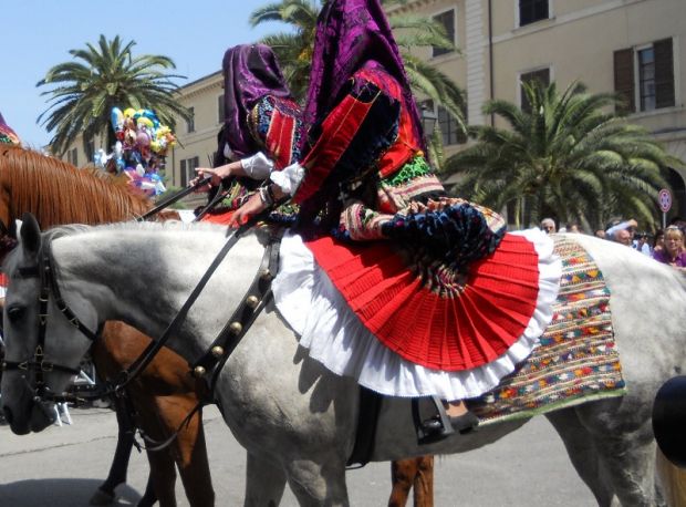 turismo-ipotesi-tassa-di-soggiorno-a-sassari-tutto-pronto-per-la-cavalcata