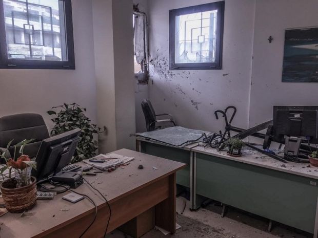 quartu-bomba-all-and-rsquo-alba-in-municipio-contini-and-ldquo-colpo-al-cuore-alla-citt-and-agrave-and-rdquo