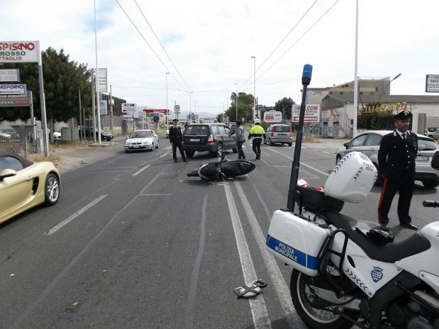 Viale Marconi viale-marconi-21enne-investito-da-scooter-sulle-strisce-pedonali