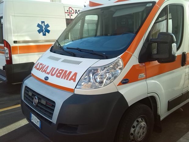 schianto-fra-auto-nella-notte-muore-un-19enne