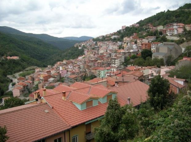 attentati-a-desulo-sindaco-and-ldquo-una-regia-contro-di-me-and-rdquo