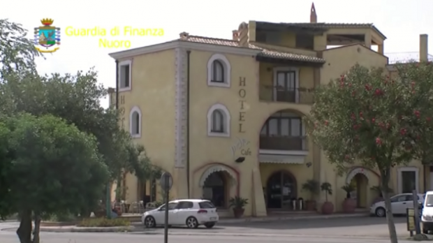 maxi-sequestro-beni-a-and-ldquo-evasore-seriale-and-rdquo