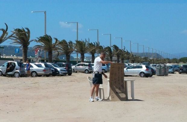 lotta-ai-parcheggiatori-abusivi-controlli-al-poetto