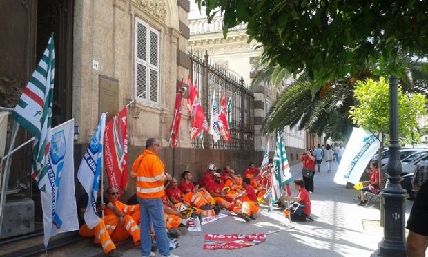 Minatori Olmedo minatori-olmedo-esplode-la-protesta-blitz-in-regione