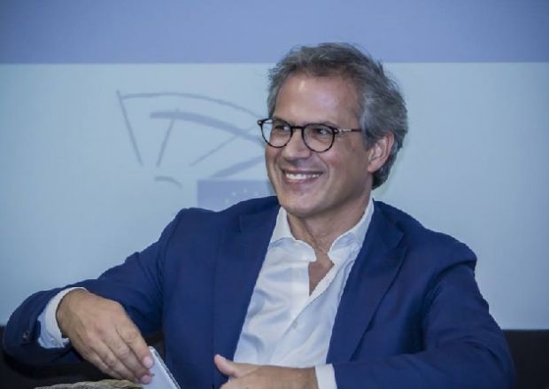 vertenza-insularit-and-agrave-cicu-fi-and-quot-intervenga-l-europa-and-quot