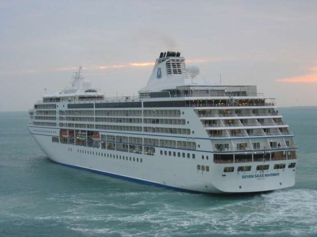 Seven Seas Mariner seven-seas-mariner-la-crociera-extra-lusso-al-porto