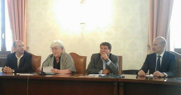 ricerca-science-caf-and-egrave-fino-alle-22